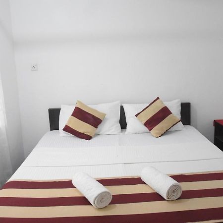 Molino Tourist Rest Anuradhapura Hotel Exterior photo