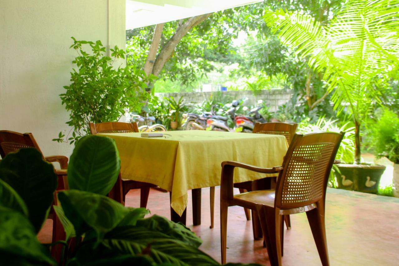 Molino Tourist Rest Anuradhapura Hotel Exterior photo